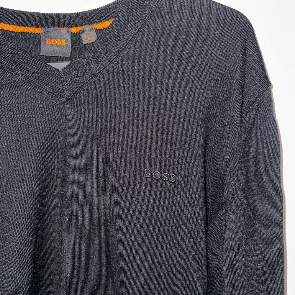 Bundle hugo boss shirt and nike hoodie